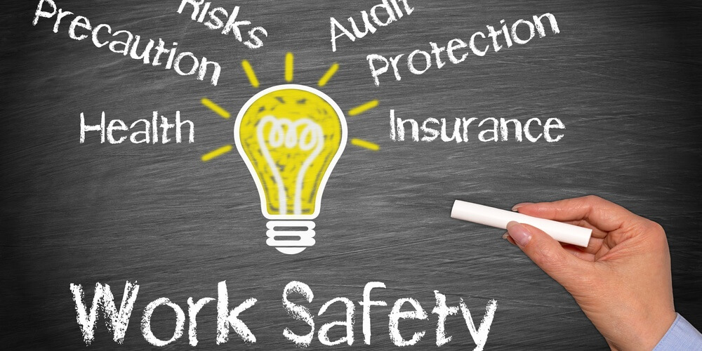 7 Ways to Reduce Risk in the Workplace